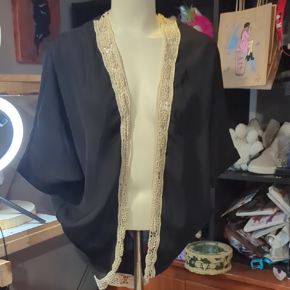 Elegant Black Cardigan with Lace Trim